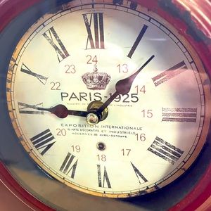 Vintage style metal clock